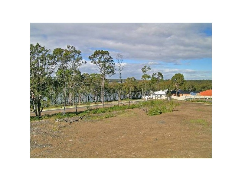 33 Wymeera Circuit, Wyee Point NSW 2259