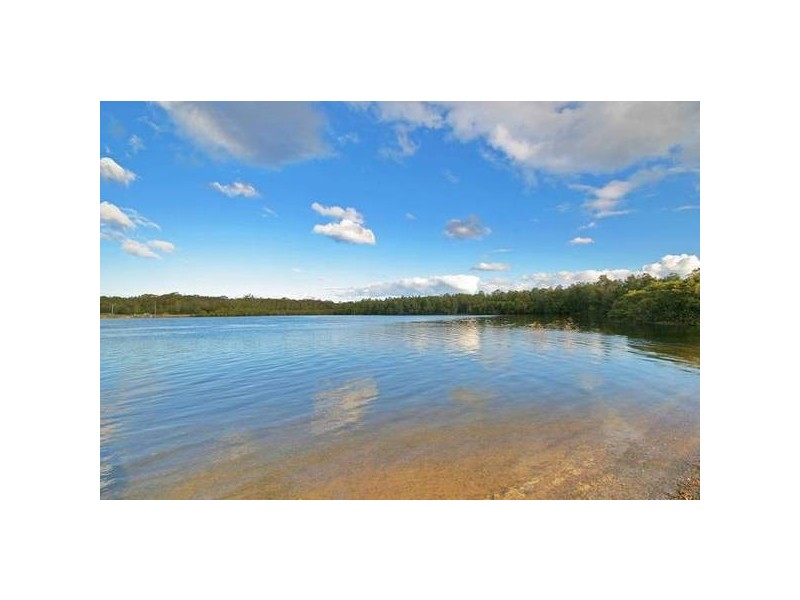 33 Wymeera Circuit, Wyee Point NSW 2259