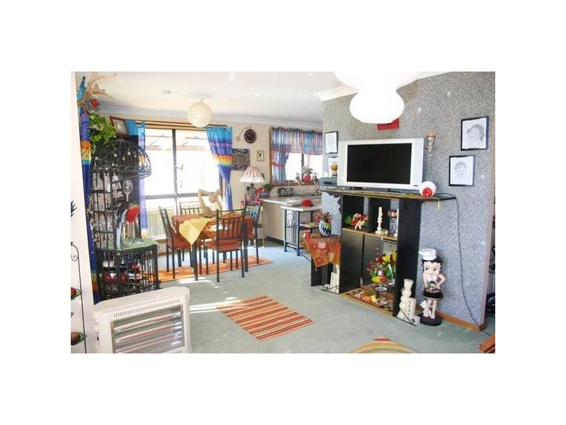 Yeramba Road, Summerland Point NSW 2259