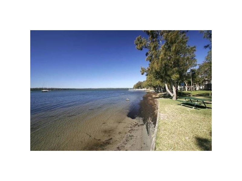 Gymea Crescent, Mannering Park NSW 2259