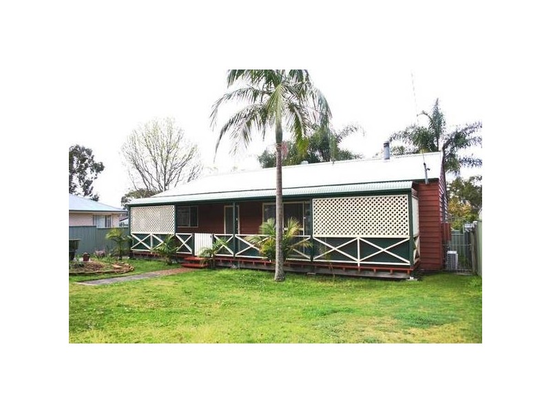 38 Yeramba Road, Summerland Point NSW 2259