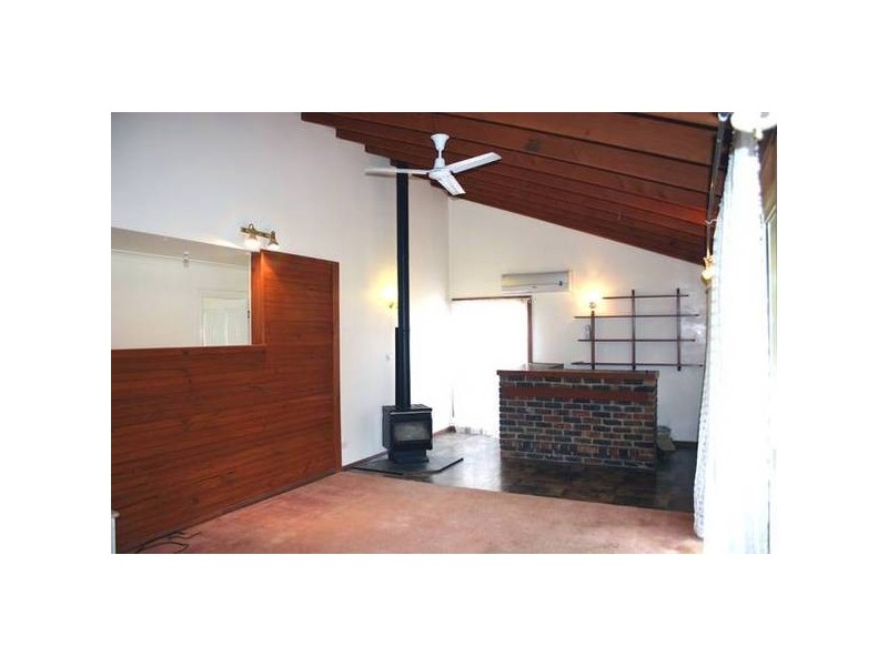 38 Yeramba Road, Summerland Point NSW 2259