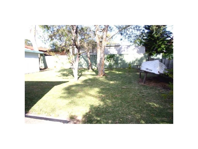 35 Murrumbong Avenue, Summerland Point NSW 2259