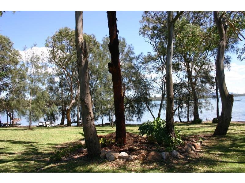 18 Harwood Close, Mannering Park NSW 2259