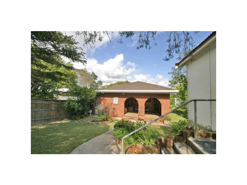 1 The Cut, Mannering Park NSW 2259