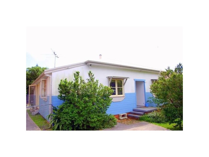 29 Acacia Avenue, Lake Munmorah NSW 2259