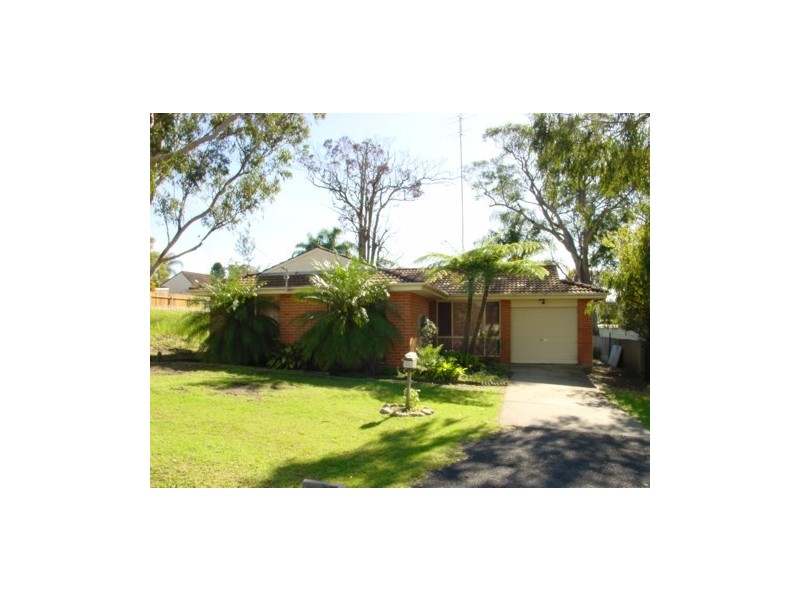 12 Barclay Avenue, Mannering Park NSW 2259
