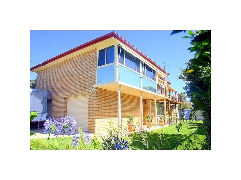 13 Kevin Street, Mannering Park NSW 2259