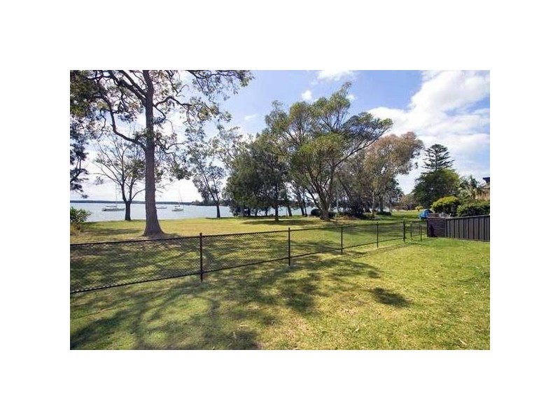 47 Kullaroo Road, Summerland Point NSW 2259