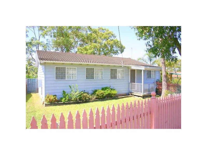 17 Goorawin Street, Gwandalan NSW 2259