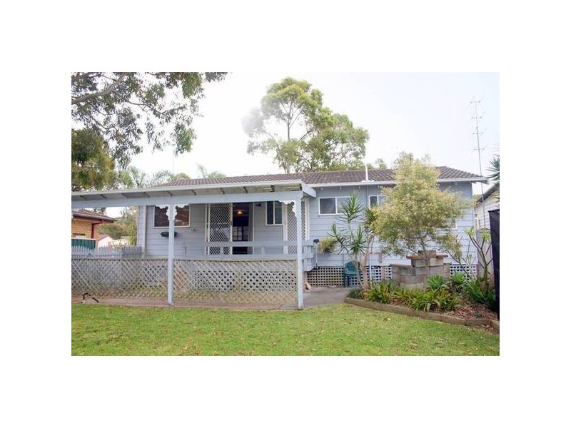 17 Goorawin Street, Gwandalan NSW 2259