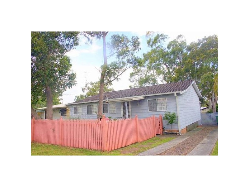 17 Goorawin Street, Gwandalan NSW 2259