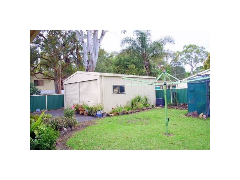 Mannering Park NSW 2259