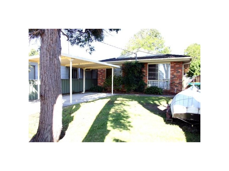 15a Montrose Street, Mannering Park NSW 2259