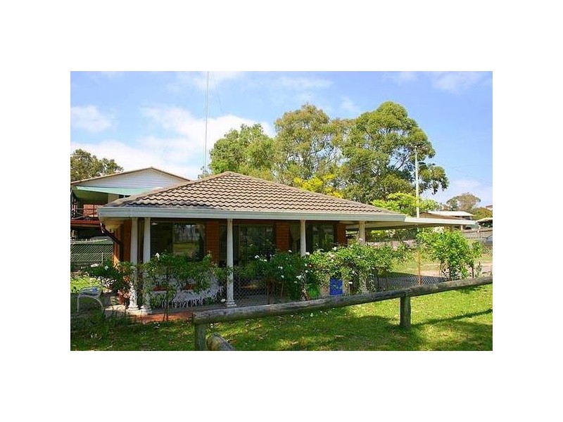 Summerland Point NSW 2259