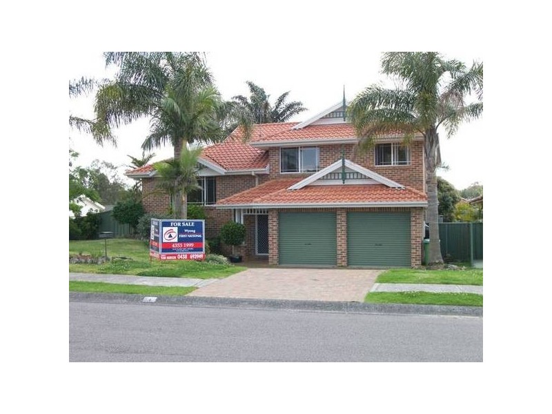 1 Samantha Close, Kanwal NSW 2259