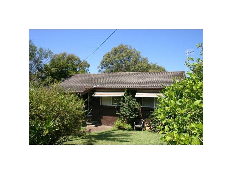 18 Yackerboom Avenue, Buff Point NSW 2262