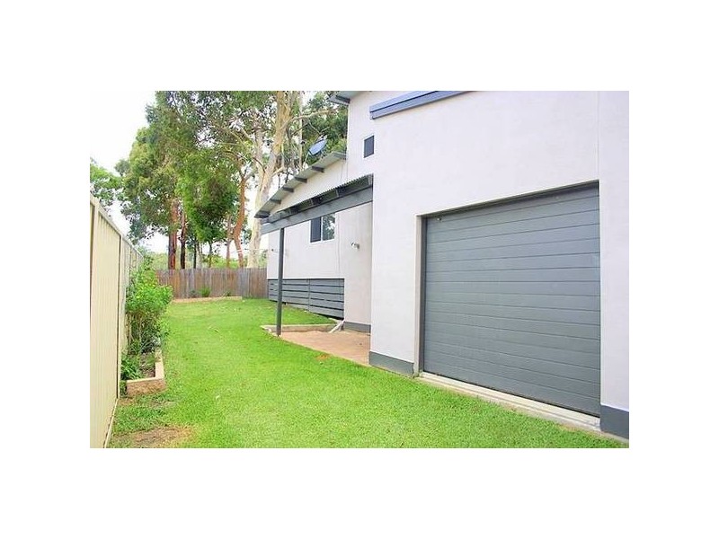 Mannering Park NSW 2259