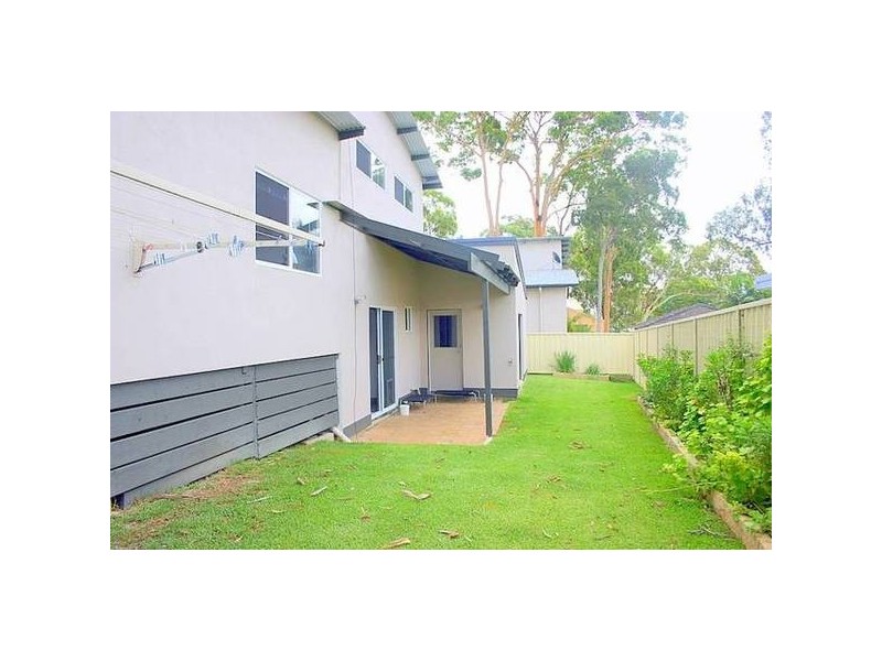 Mannering Park NSW 2259