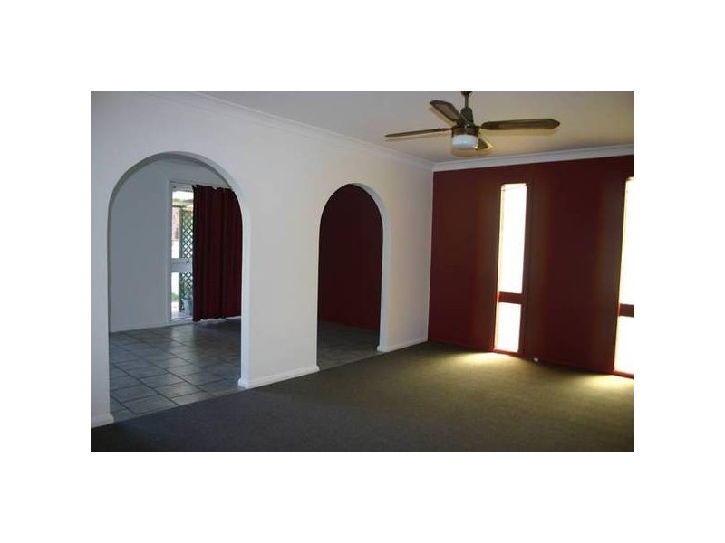 3 Gymea Crescent, Mannering Park NSW 2259