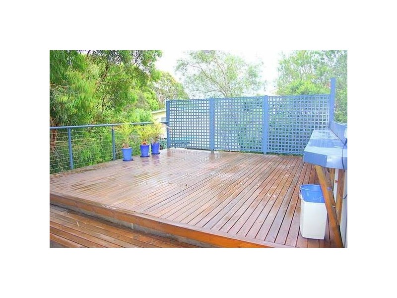 2 Kenneth Place, Mannering Park NSW 2259