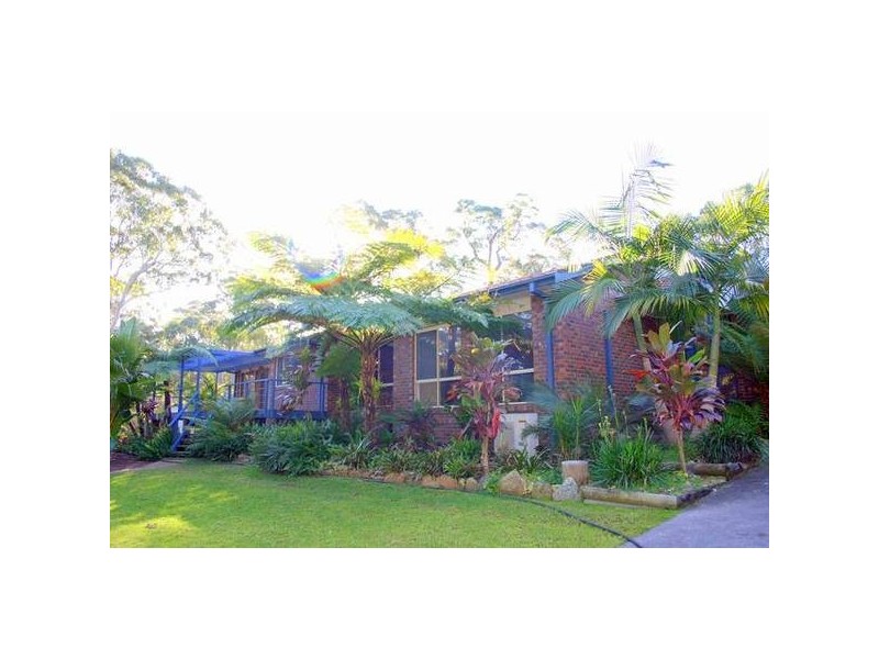 4 SIMMONS CLOSE, Wyee Point NSW 2259