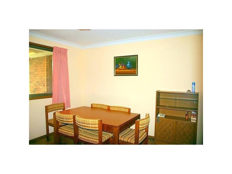 17 Murrumbong Road, Summerland Point NSW 2259