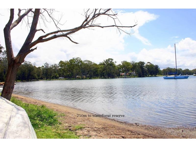 Summerland Point NSW 2259