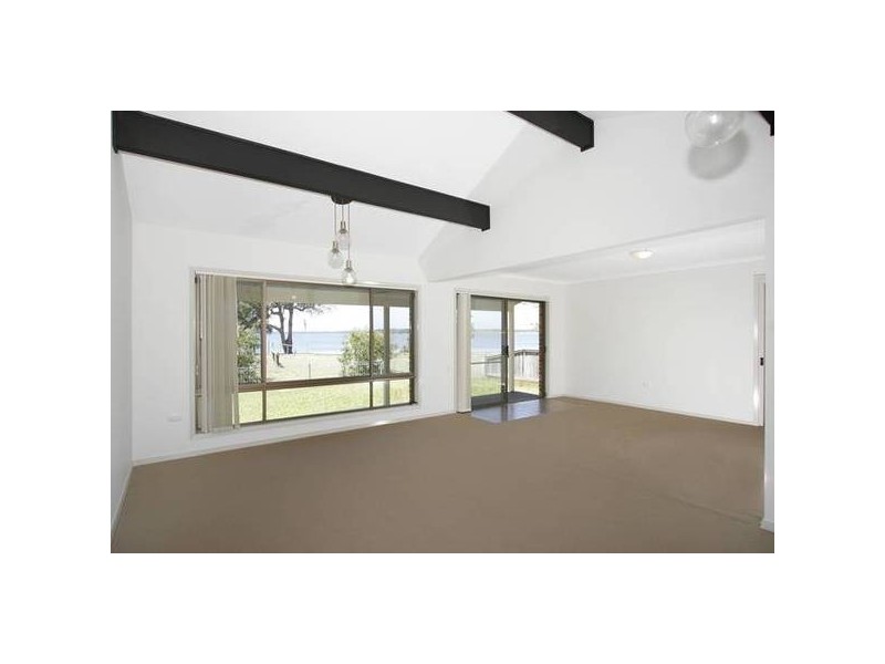 72 Anita Avenue, Lake Munmorah NSW 2259