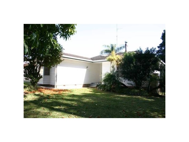 93 Vales Road, Mannering Park NSW 2259