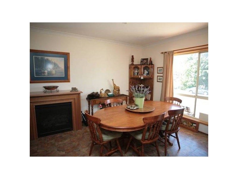 9 Ravenswood Street, Mannering Park NSW 2259