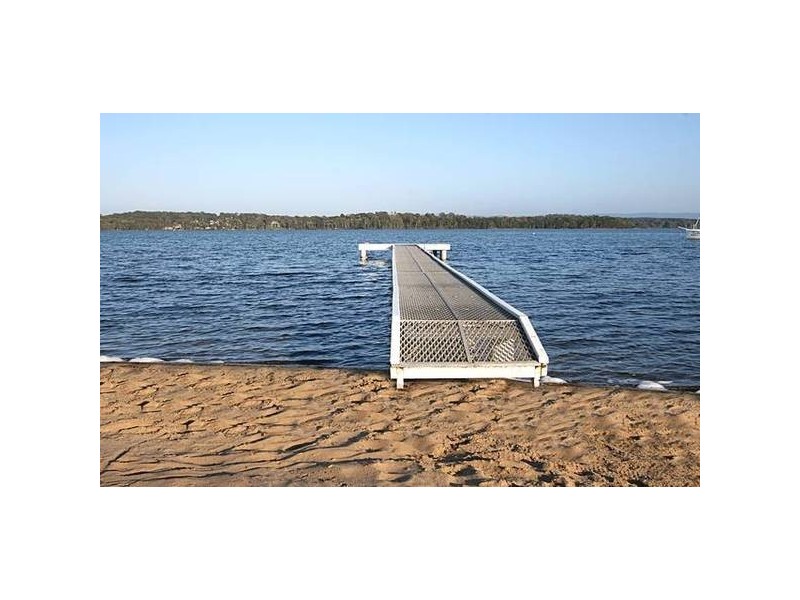 25 Kenilworth Street, Mannering Park NSW 2259