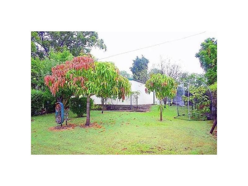 9 Warwick Avenue, Mannering Park NSW 2259