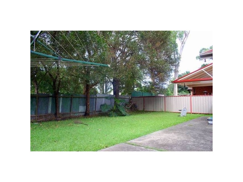 52 Gymea Crescent, Mannering Park NSW 2259