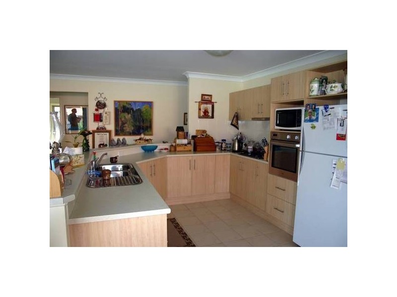 27 Mebbin Circuit, Woongarrah NSW 2259