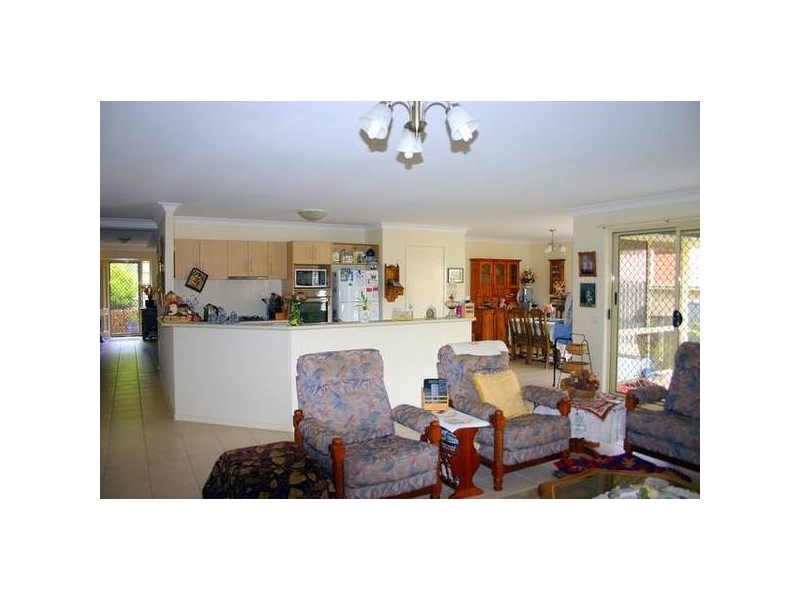 27 Mebbin Circuit, Woongarrah NSW 2259
