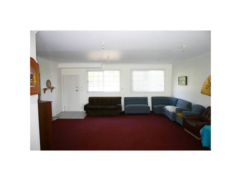 Mannering Park NSW 2259