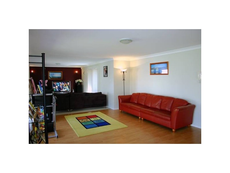 3 Windward Crescent, Gwandalan NSW 2259