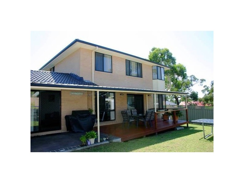 3 Windward Crescent, Gwandalan NSW 2259