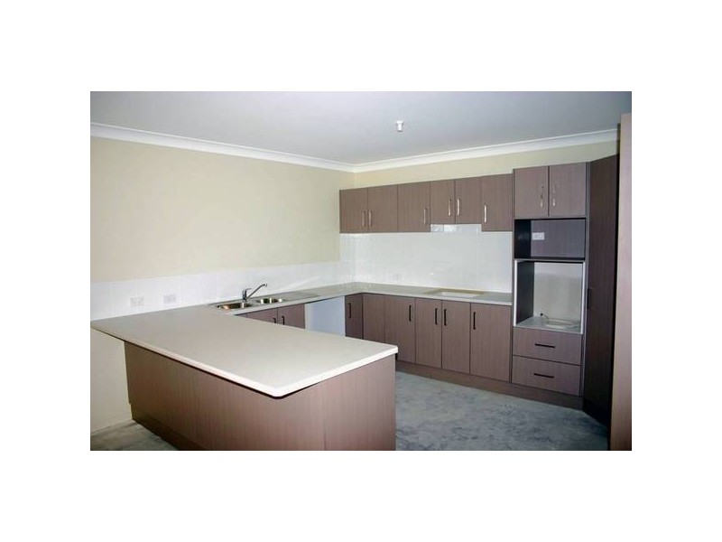 4 Regent Street, Buff Point NSW 2262