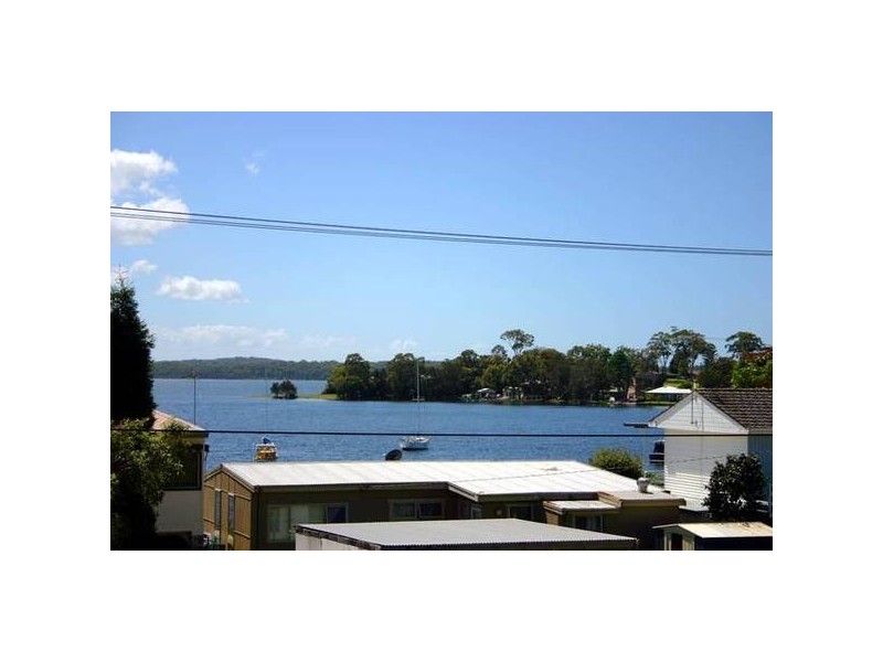 24 Kullaroo Road, Summerland Point NSW 2259