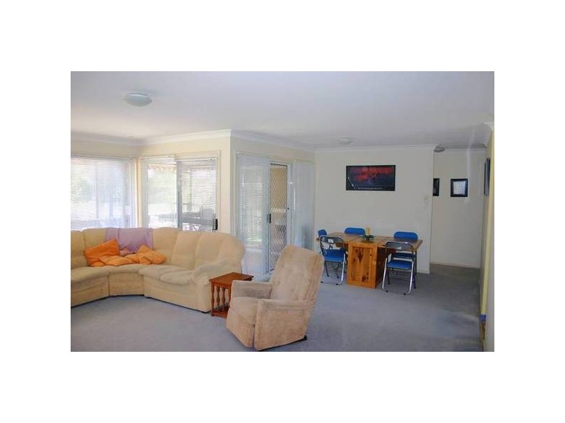 21 Railway Street, Wyee Point NSW 2259