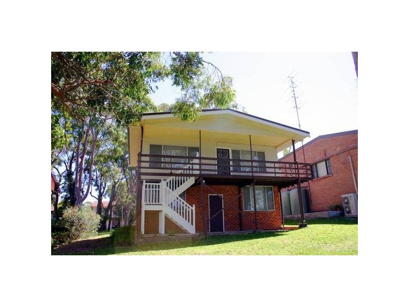 82 Noamunga Crescent, Gwandalan NSW 2259