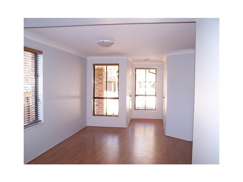 16B Barclay Avenue, Mannering Park NSW 2259