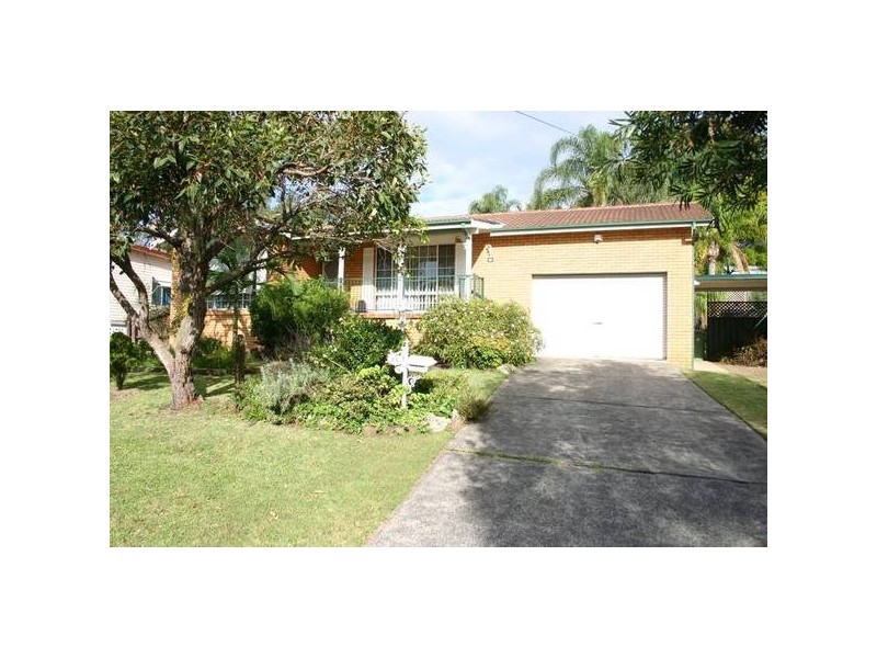 23 Tarwarri Road, Summerland Point NSW 2259