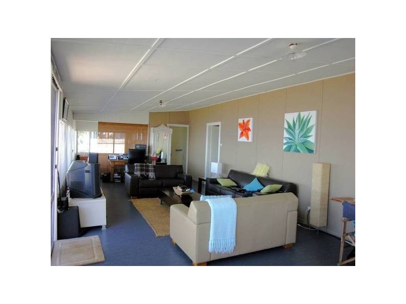 30 Scott Road, Mannering Park NSW 2259