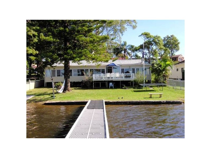 30 Scott Road, Mannering Park NSW 2259