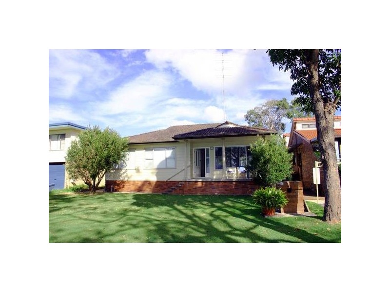 75 Kullaroo Road, Summerland Point NSW 2259