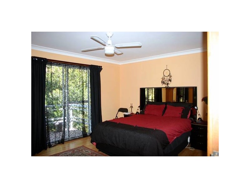 28 Kullaroo Road, Summerland Point NSW 2259