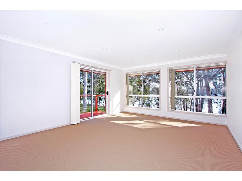 Mannering Park NSW 2259